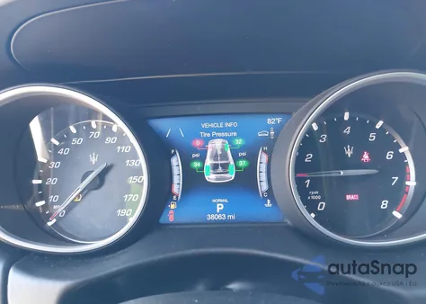 2020 Maserati Levante S Gransport z USA, uszkodzony, nr VIN ZN661YUSXLX355057